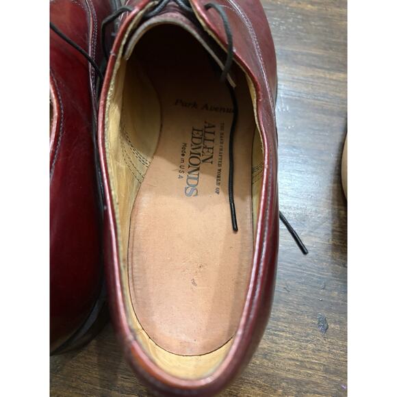 Allen Edmonds 8 C Park Avenue Burgundy EUC Leather Soles $450 USA Made